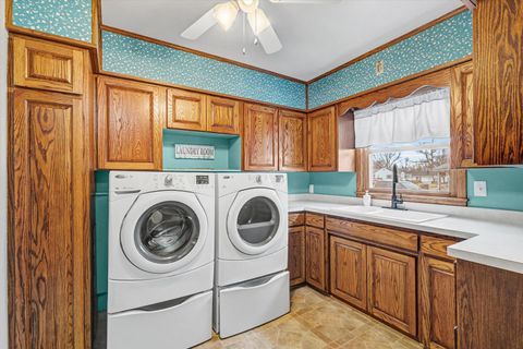 Tiny photo for 726 E Thompson Avenue, Hoopeston, IL 60942 (MLS # 12553426)