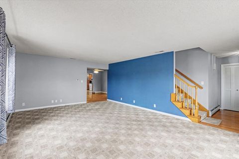 Tiny photo for 726 E Thompson Avenue, Hoopeston, IL 60942 (MLS # 12553426)