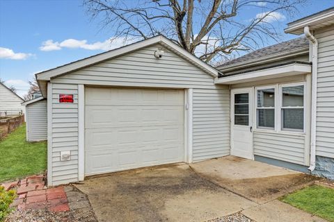 Tiny photo for 726 E Thompson Avenue, Hoopeston, IL 60942 (MLS # 12553426)