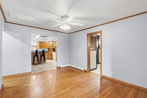 Tiny photo for 726 E Thompson Avenue, Hoopeston, IL 60942 (MLS # 12553426)