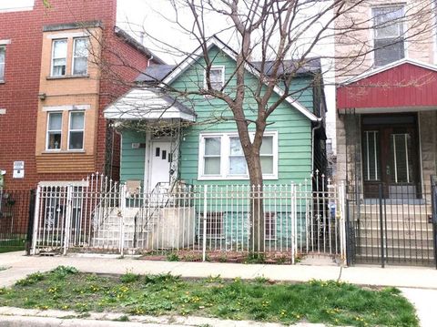 Photo of 1415 N Maplewood Avenue, Chicago, IL 60622 (MLS # 12497679)