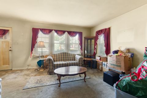 Tiny photo for 7501 W Winnemac Avenue, Harwood Heights, IL 60706 (MLS # 12481399)