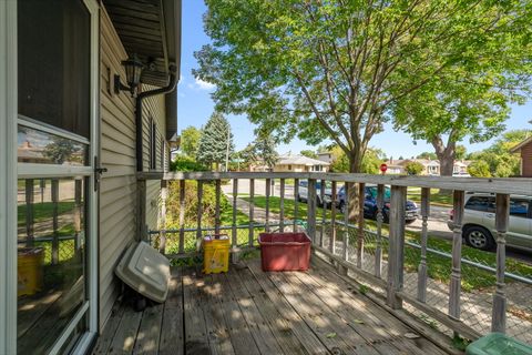 Tiny photo for 7501 W Winnemac Avenue, Harwood Heights, IL 60706 (MLS # 12481399)