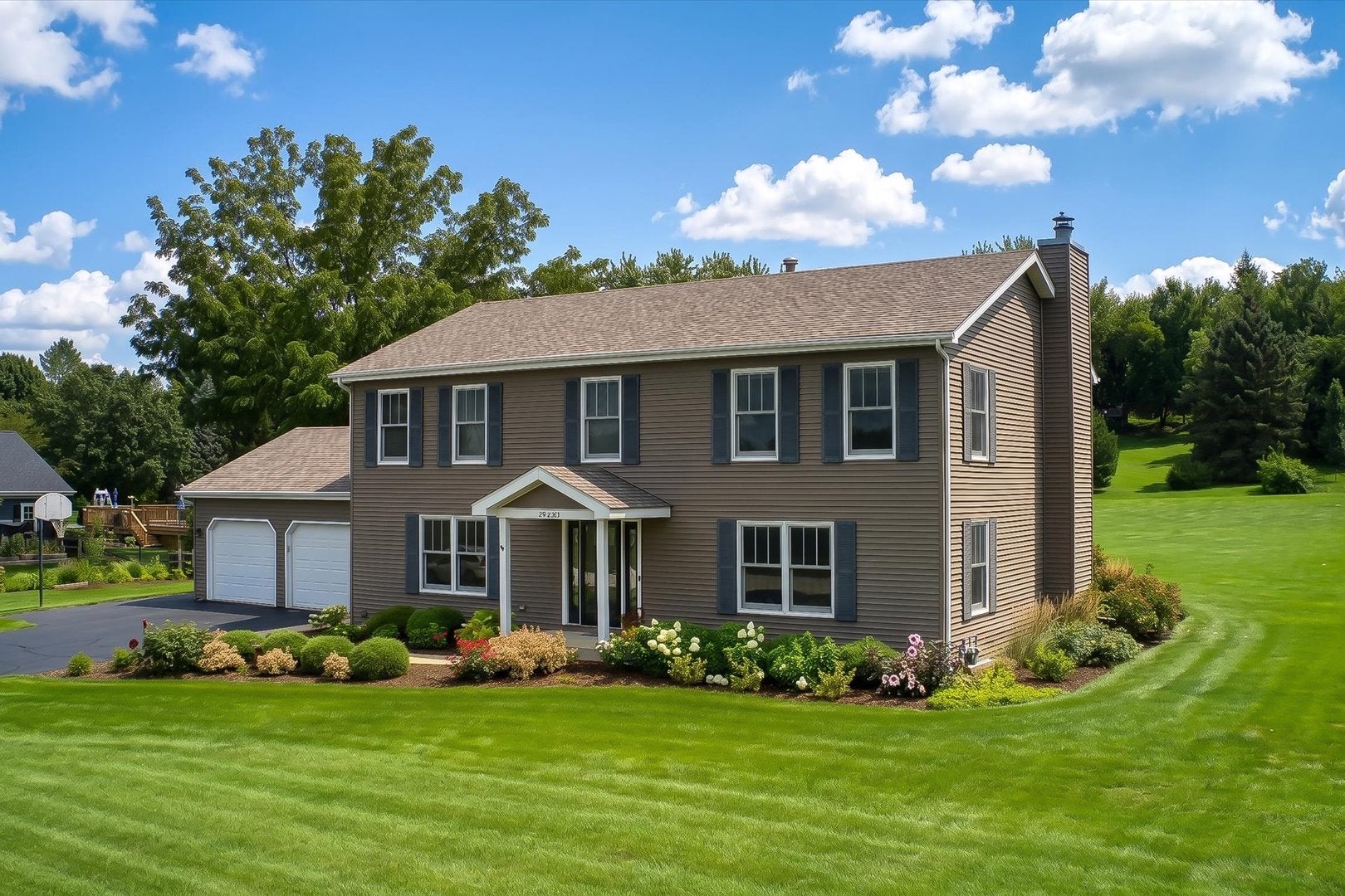 39W261 Hemlock Drive