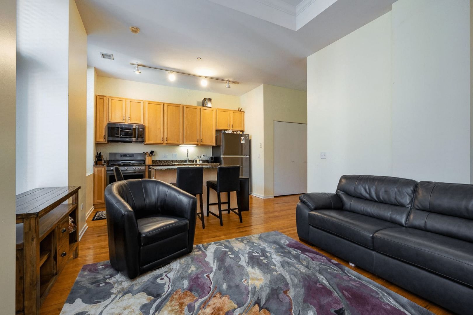 208 W WASHINGTON Street 908