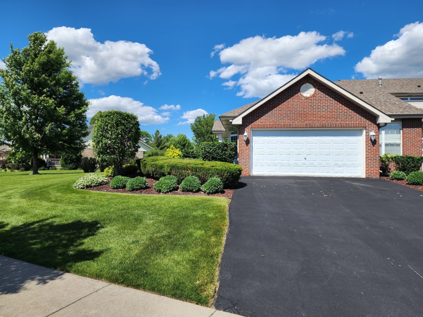 2602 Foxwood Drive 0