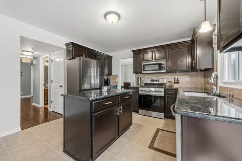 Tiny photo for 13 Callery Court, Bolingbrook, IL 60490 (MLS # 12559404)