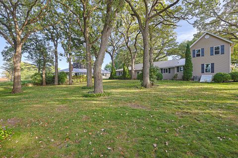Tiny photo for 6914 Mensching Road, Huntley, IL 60142 (MLS # 12492339)