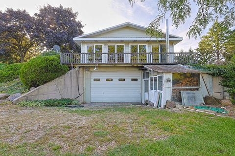 Tiny photo for 6914 Mensching Road, Huntley, IL 60142 (MLS # 12492339)