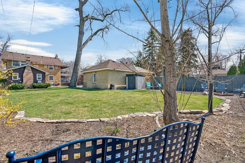 Tiny photo for 618 Monroe Avenue, River Forest, IL 60305 (MLS # 12597965)