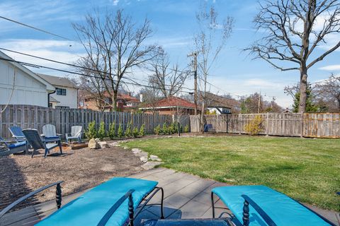 Tiny photo for 618 Monroe Avenue, River Forest, IL 60305 (MLS # 12597965)