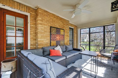 Tiny photo for 618 Monroe Avenue, River Forest, IL 60305 (MLS # 12597965)