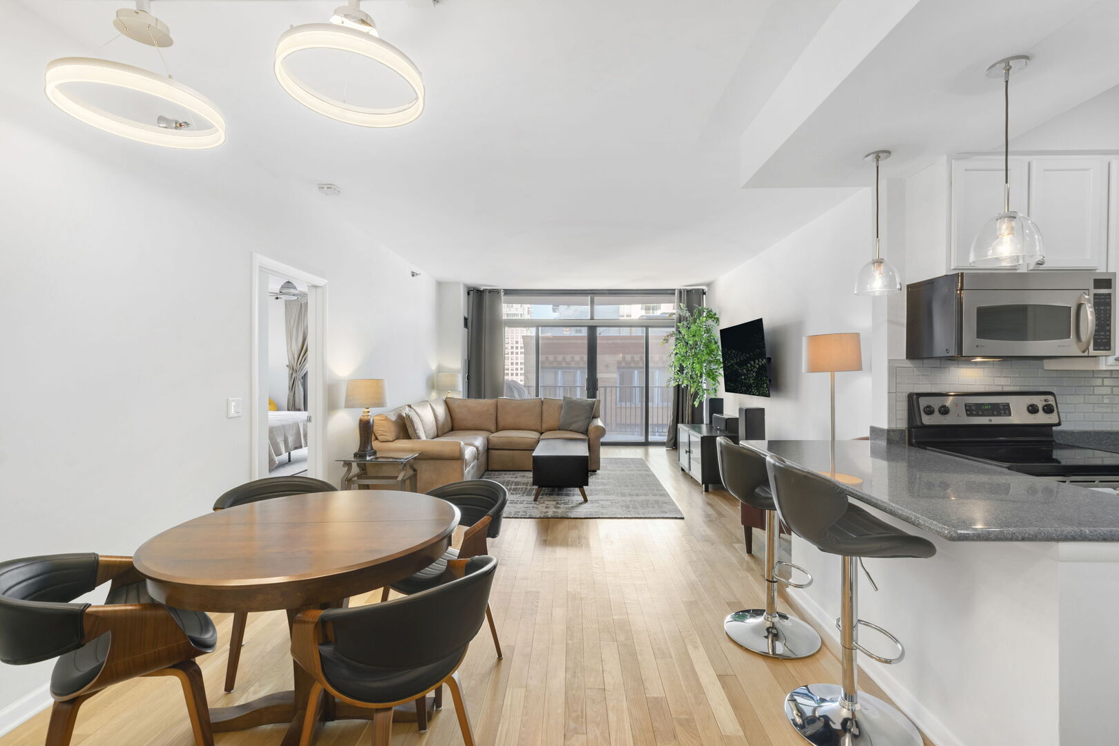 435 W ERIE Street 804