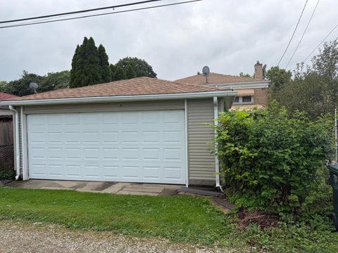 Tiny photo for 7935 Keystone Avenue, Skokie, IL 60076 (MLS # 12771380)