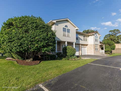 Tiny photo for 7420 Maple Drive, Justice, IL 60458 (MLS # 12694090)