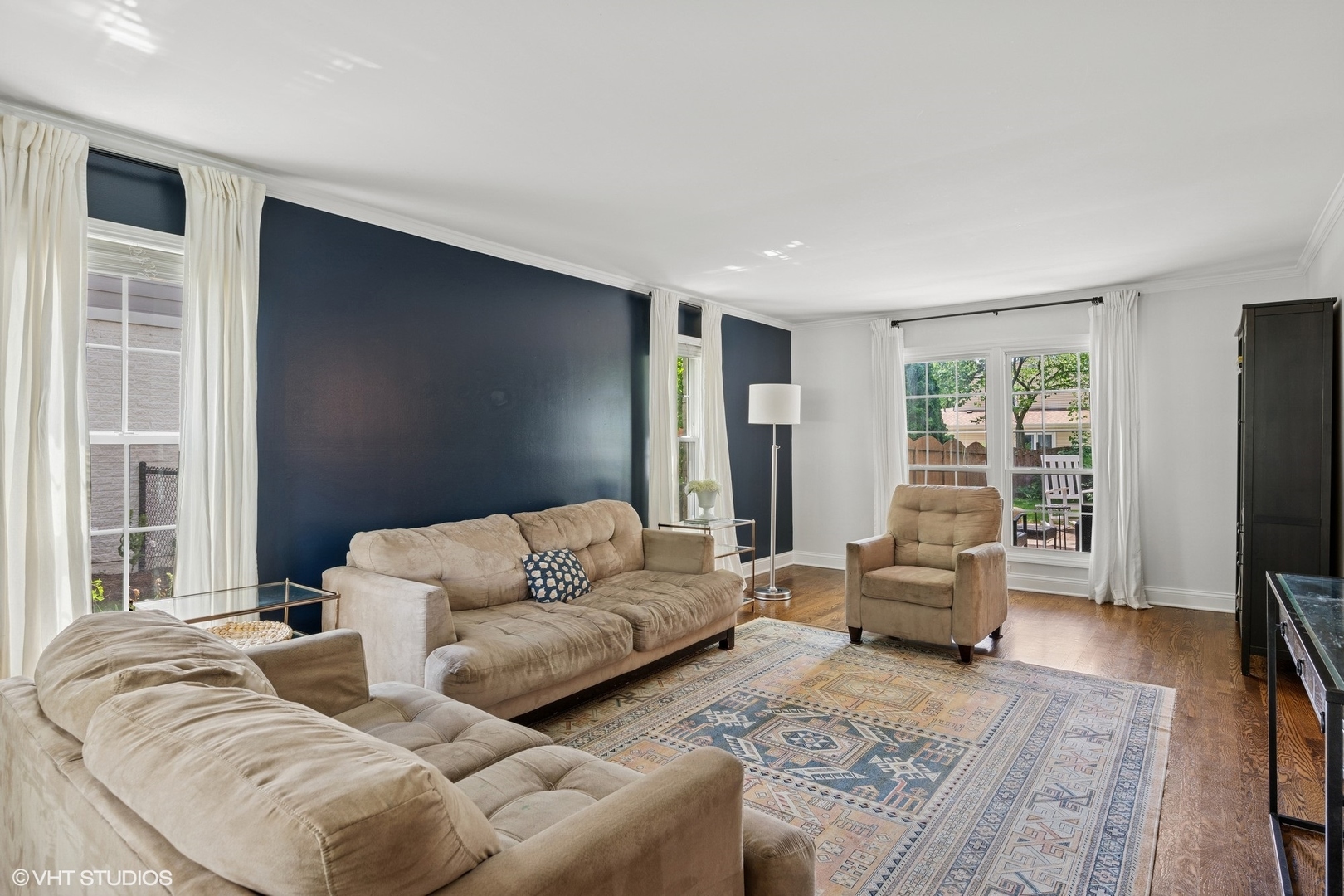 1406 S Fernandez Avenue