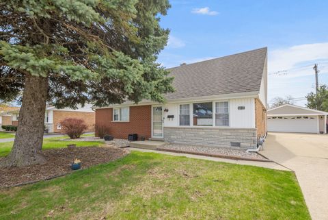 Tiny photo for 6937 Stanford Drive, Bridgeview, IL 60455 (MLS # 12617588)