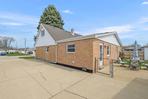 Tiny photo for 6937 Stanford Drive, Bridgeview, IL 60455 (MLS # 12617588)