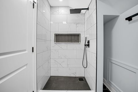 Tiny photo for 9356 S Manistee Avenue, Chicago, IL 60617 (MLS # 12515042)