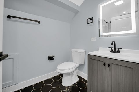 Tiny photo for 9356 S Manistee Avenue, Chicago, IL 60617 (MLS # 12515042)