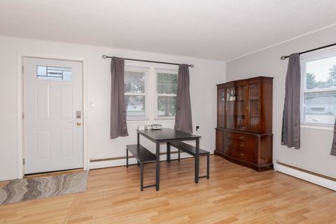 Tiny photo for 1500 E Jefferson Street, Clinton, IL 61727 (MLS # 12428475)