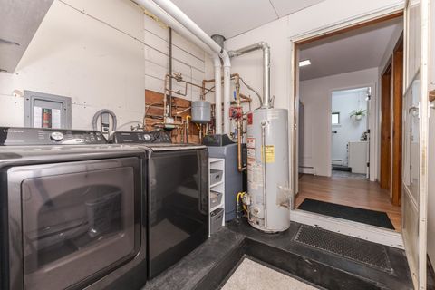 Tiny photo for 1500 E Jefferson Street, Clinton, IL 61727 (MLS # 12428475)