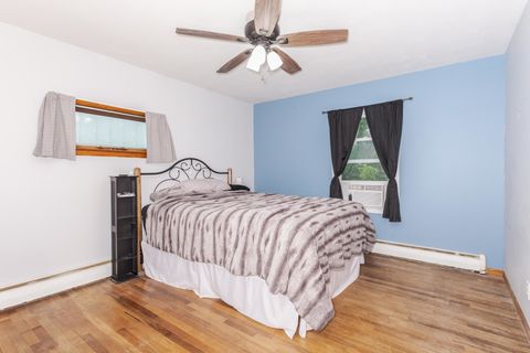 Tiny photo for 1500 E Jefferson Street, Clinton, IL 61727 (MLS # 12428475)