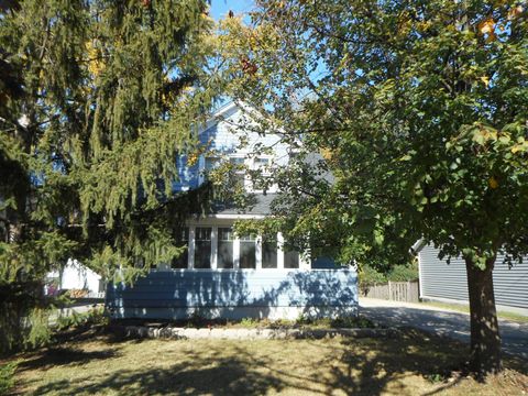 A home in Glen Ellyn