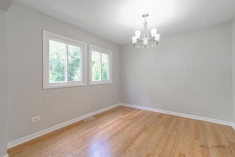 Tiny photo for 227 E Lakeside Drive, Vernon Hills, IL 60061 (MLS # 12730073)