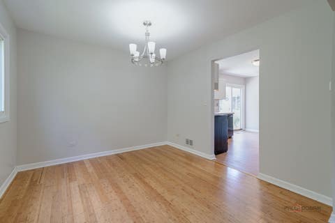 Tiny photo for 227 E Lakeside Drive, Vernon Hills, IL 60061 (MLS # 12730073)