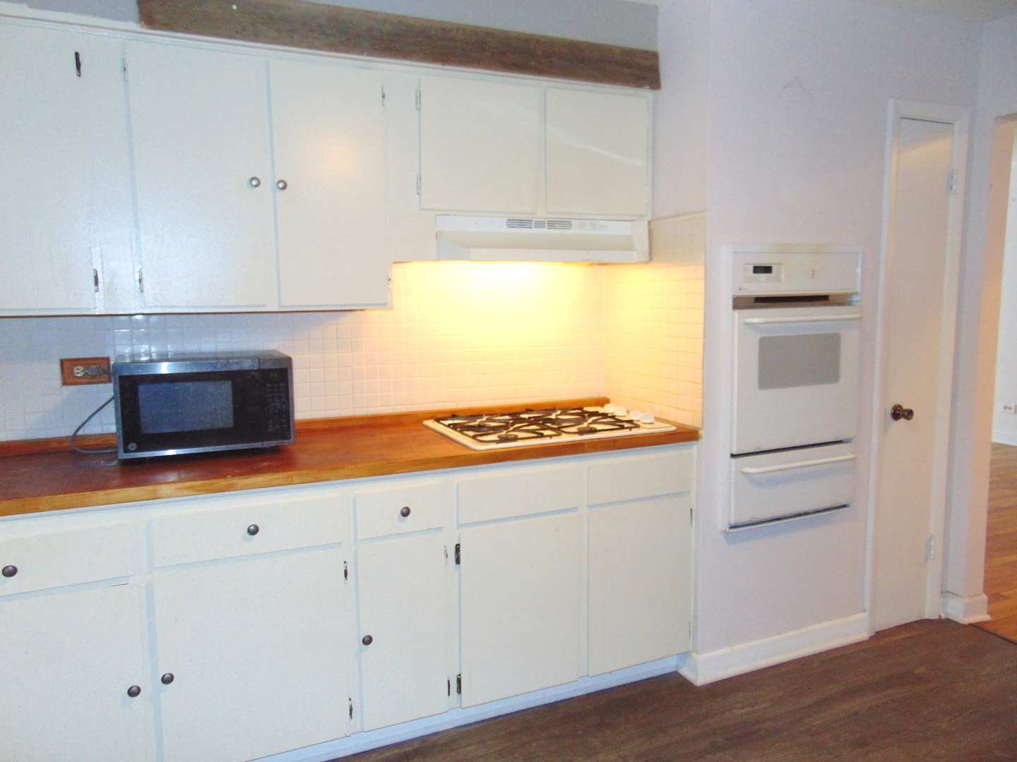 9588 N Terrace Place 208H