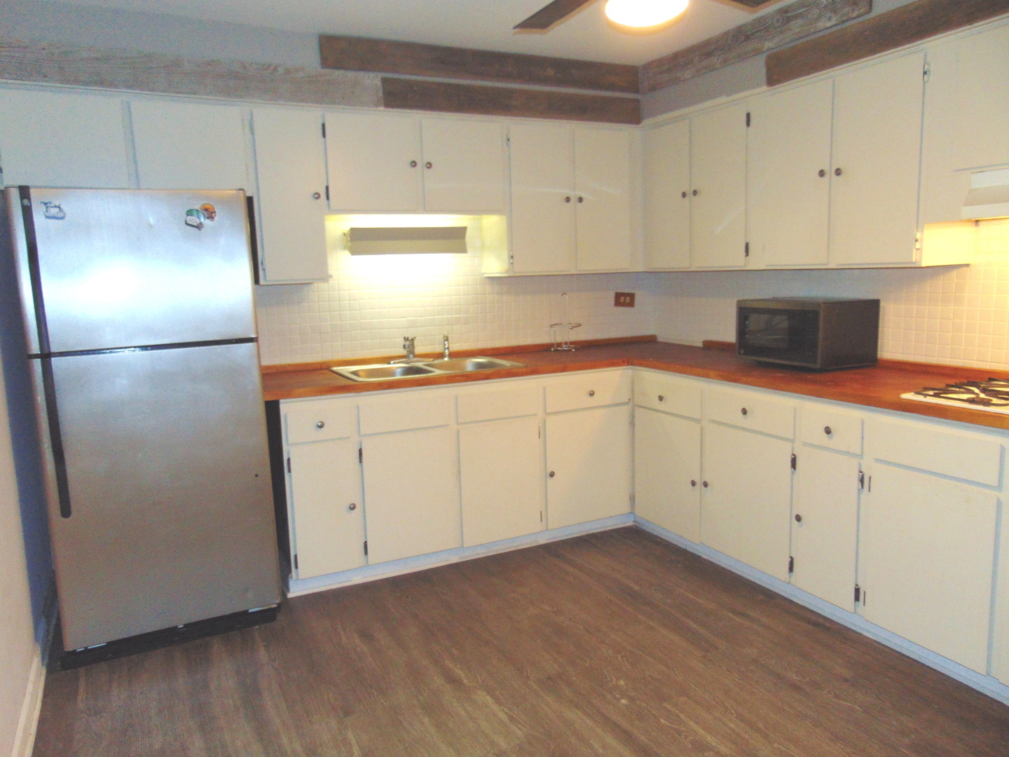 9588 N Terrace Place 208H