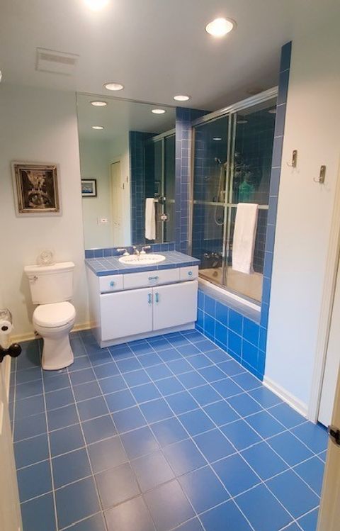 Tiny photo for 1210 Hawthorne Lane, Hinsdale, IL 60521 (MLS # 12491489)