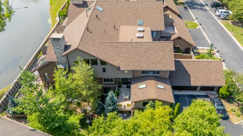 Tiny photo for 1210 Hawthorne Lane, Hinsdale, IL 60521 (MLS # 12491489)