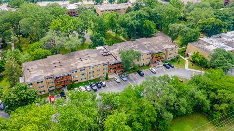 Tiny photo for 758 Dempster Street #DG5, Mount Prospect, IL 60056 (MLS # 12494290)