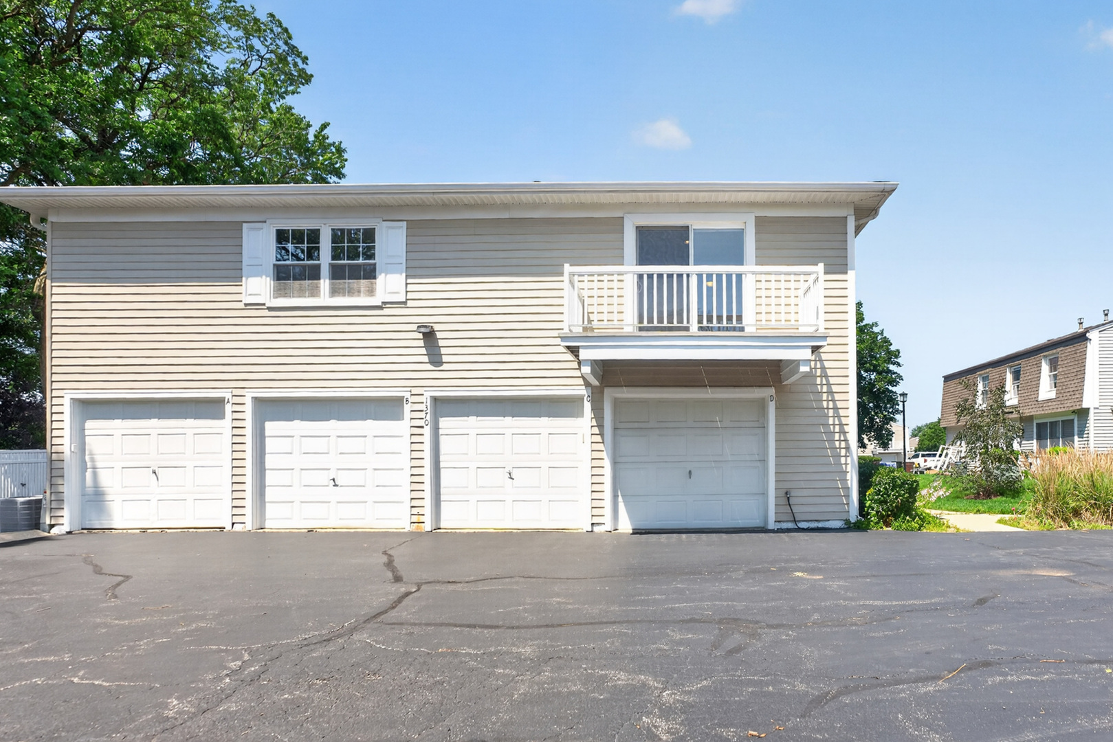 1370 Woodcutter Lane D - Photo 3