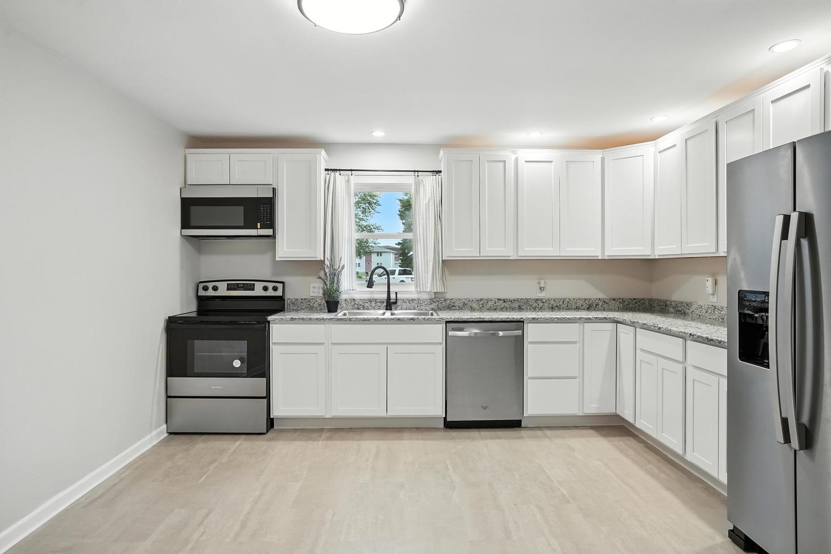 299 N Edgemere Court