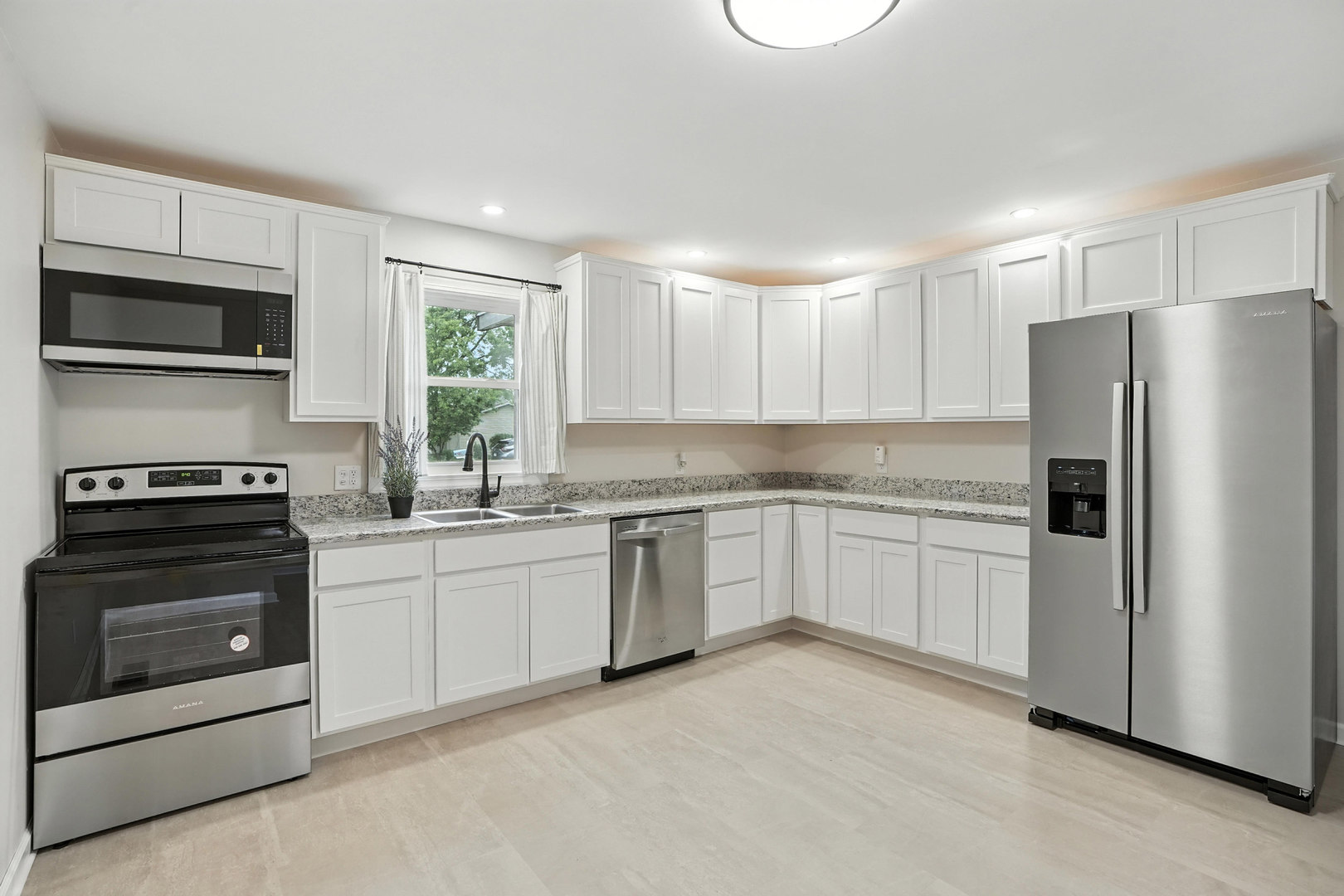 299 N Edgemere Court