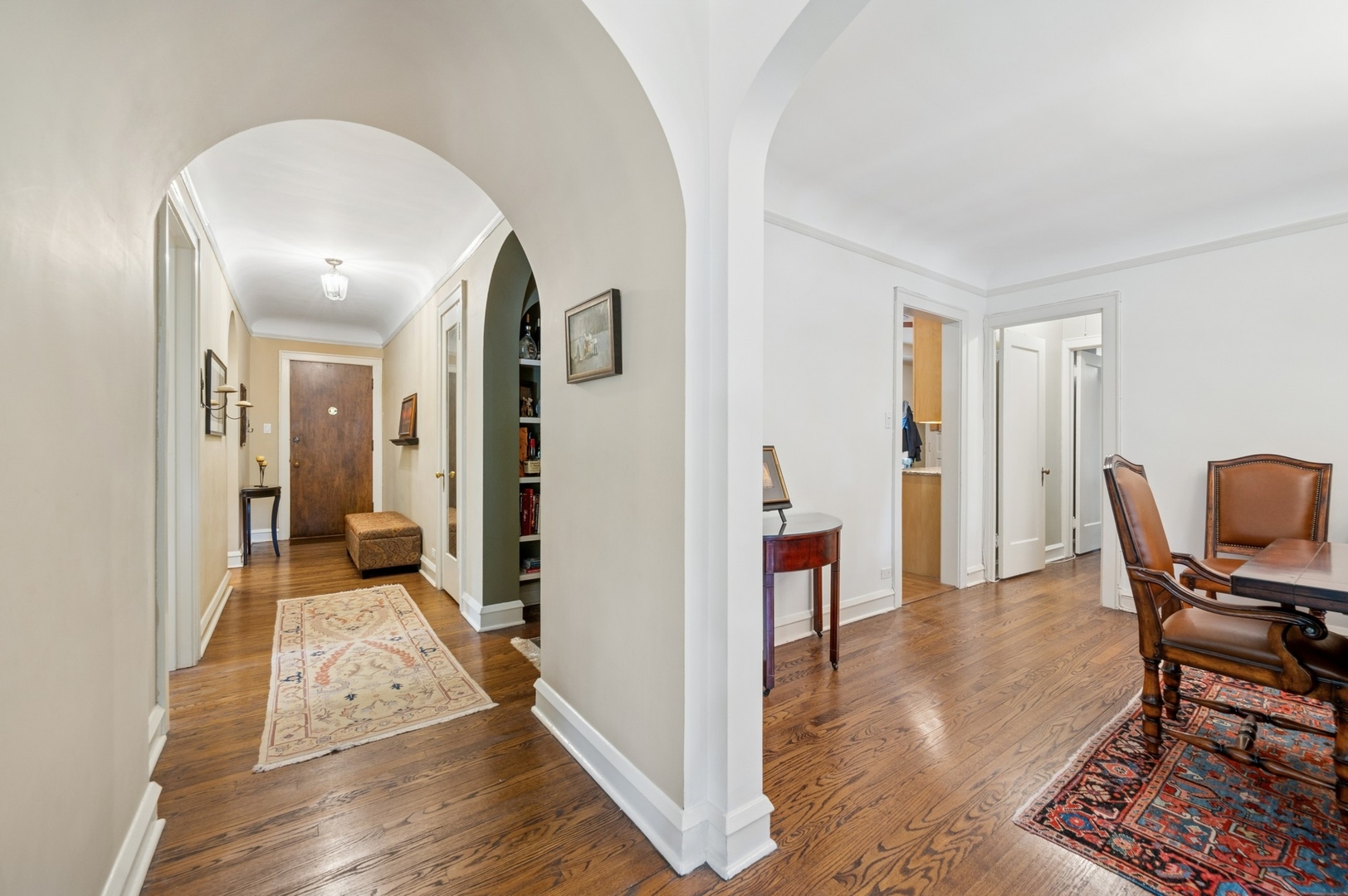 1907 Lincoln Street 1B