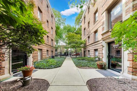 Tiny photo for 1658 W Farwell Avenue #GC, Chicago, IL 60626 (MLS # 12511887)