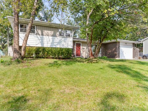 A home in Woodridge