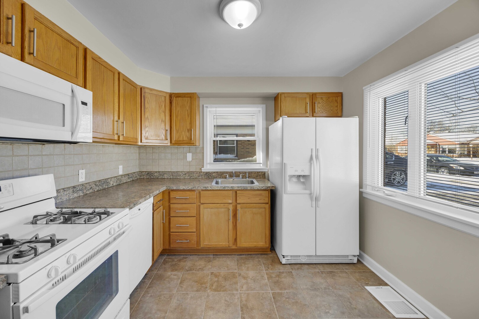 3161 W Park Lane Drive