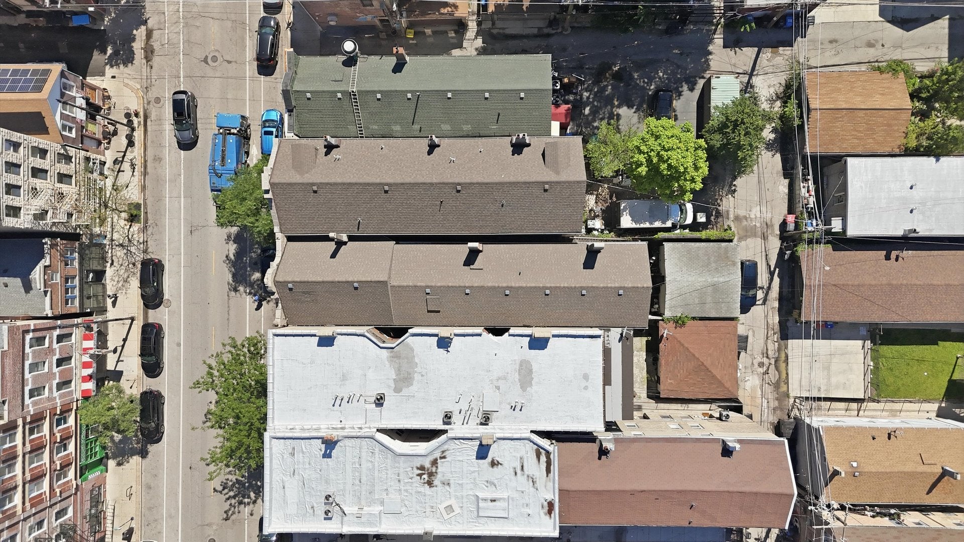 1321 W 18th Street