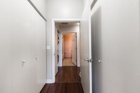 Tiny photo for 6000 N Cicero Avenue #512, Chicago, IL 60646 (MLS # 12444557)