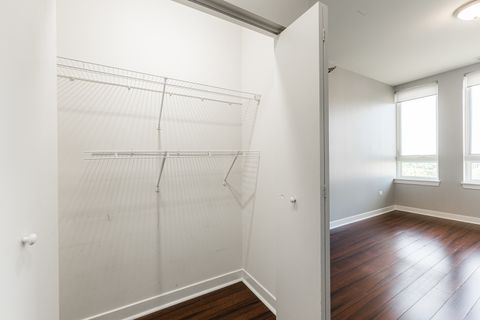 Tiny photo for 6000 N Cicero Avenue #512, Chicago, IL 60646 (MLS # 12444557)