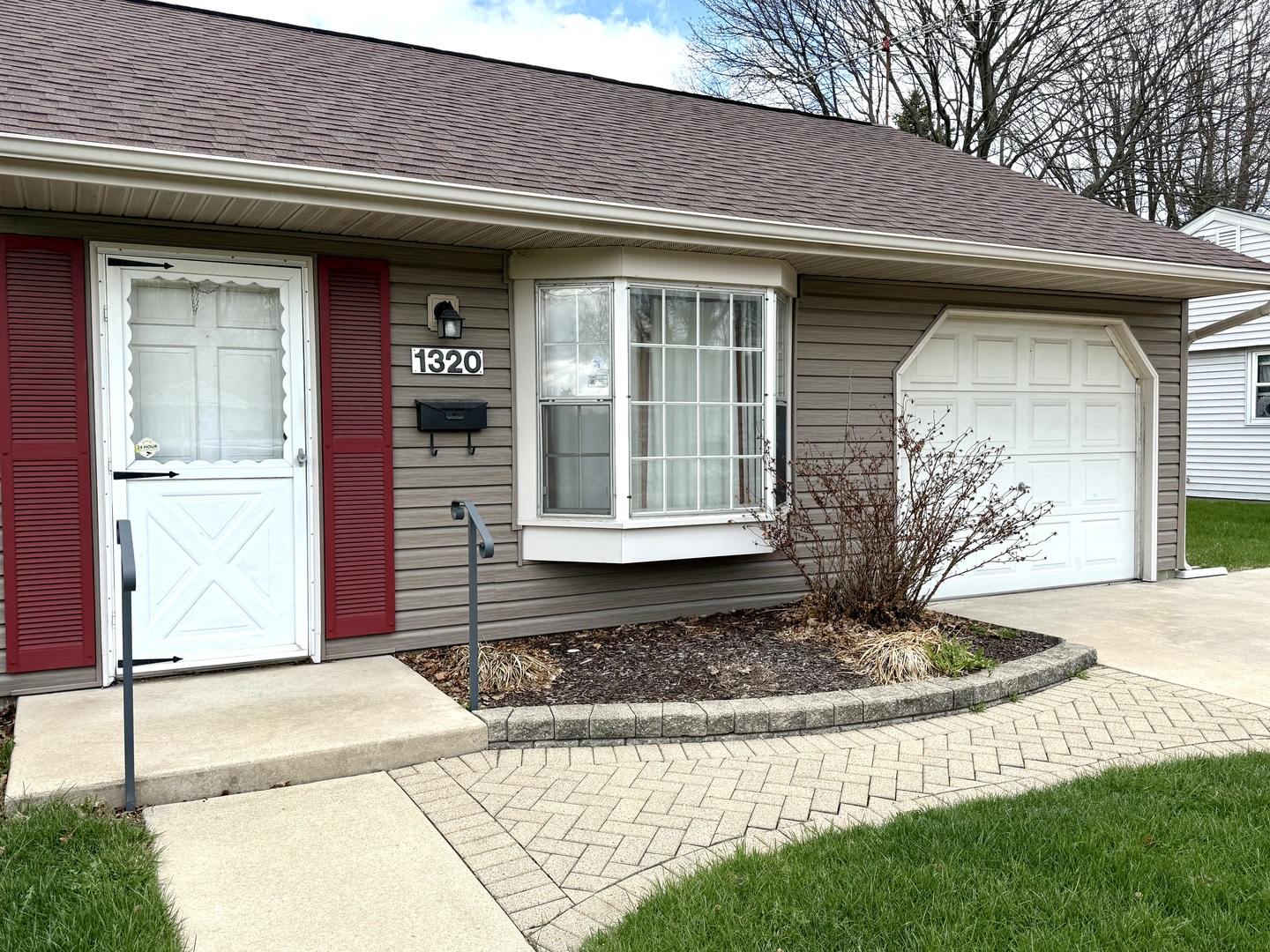 1320 N Elmwood Drive