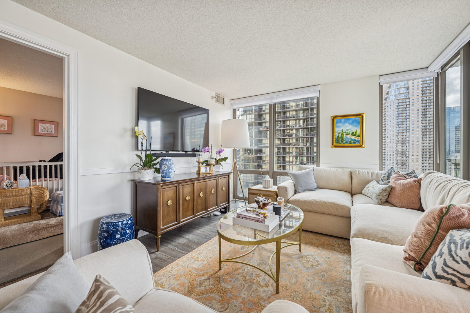 2 E ERIE Street 2905