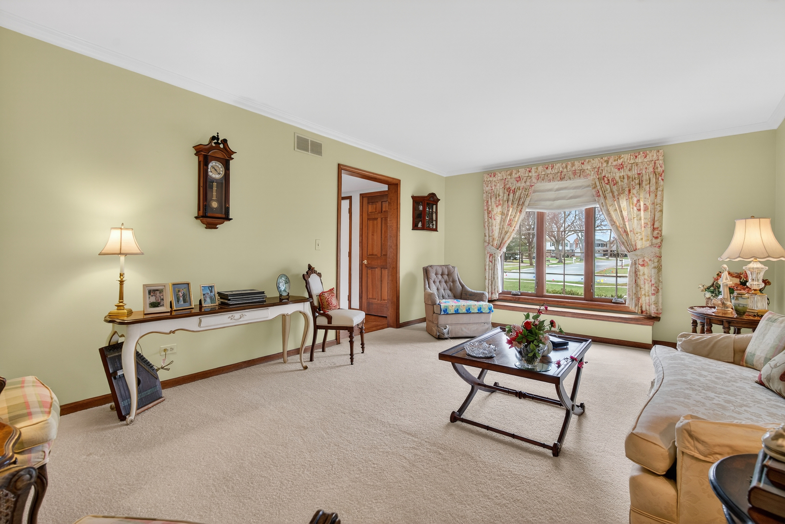 1013 Iroquois Avenue