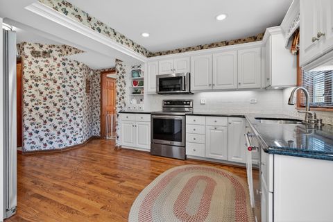 Tiny photo for 1013 Iroquois Avenue, Naperville, IL 60563 (MLS # 12614256)