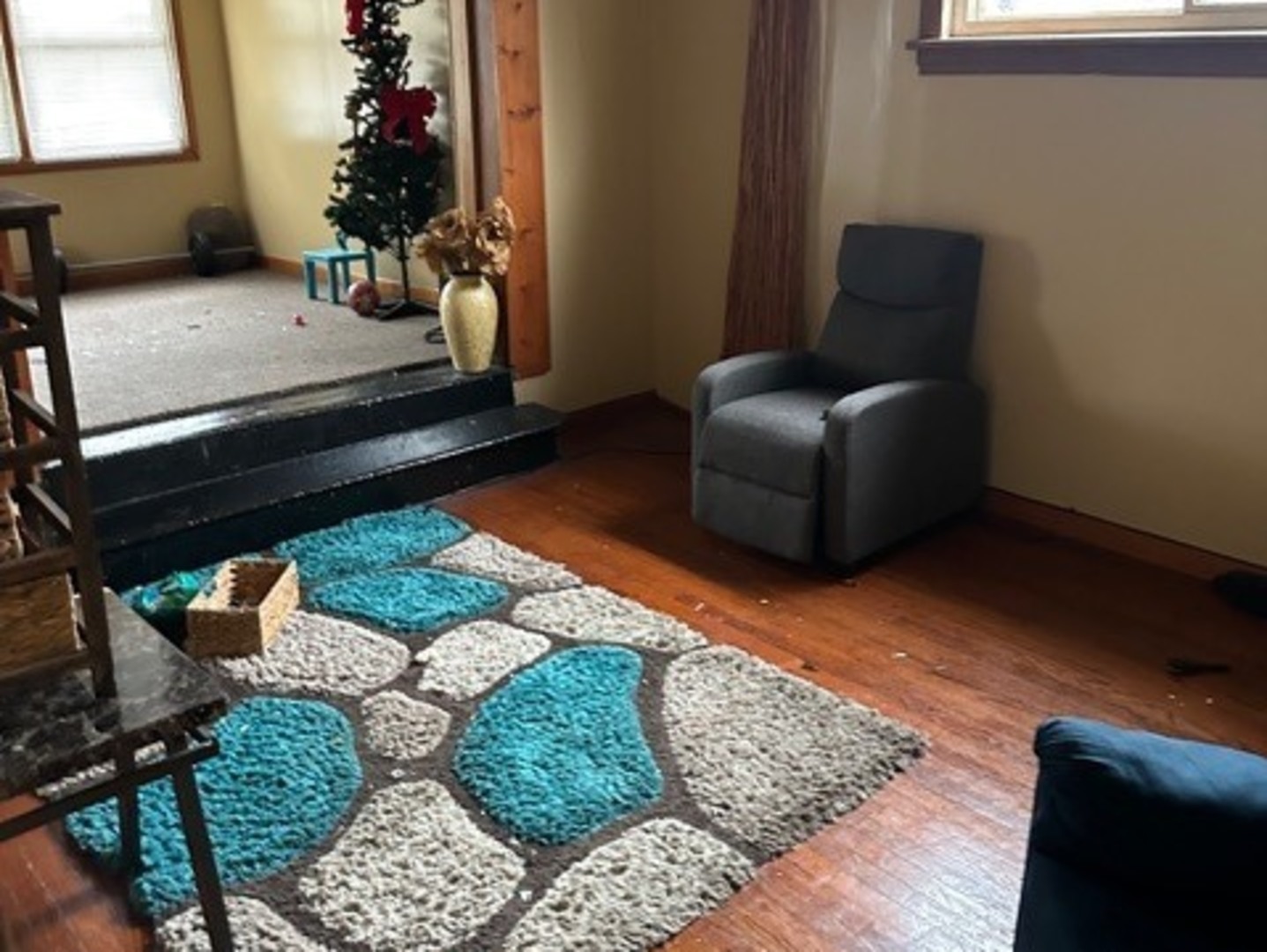 822 N LeClaire Avenue